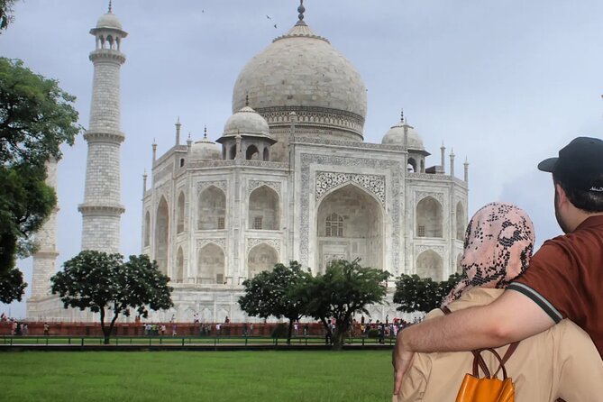 Taj Mahal Tour with High-Speed Train Experience - All Inclusive - High-speed train help at Nizammuddin, fewer platform headaches
