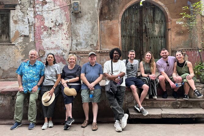 Temples, Bazaars & Food Tasting in Old Delhi with Female Guide - Price and Time: About $29 for 3 Hours of Sights and Snacks