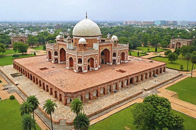 The Best 2 Day Delhi Tour - Day 2: Gurudwara Bangla Sahib plus Delhi’s big photo icons