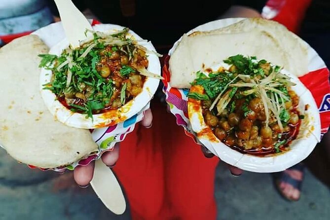 The Great Indian Food Tour: Old Delhi Food and Heritage Walk - Khari Baoli: Spice Market Smell, Tea, and Stories