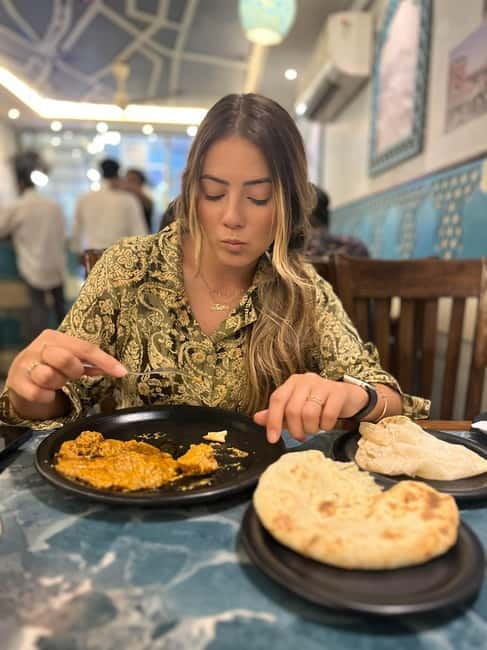 The Great Indian Food Tour: Old Delhi Food and Heritage Walk - Rickshaws, Crowds, and How to Actually Enjoy the Sensory Overload