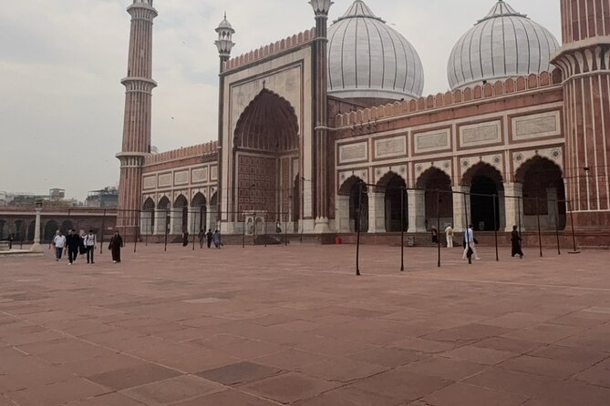 Tour to Old Delhi with Guide and Pickup - Key highlights at a glance